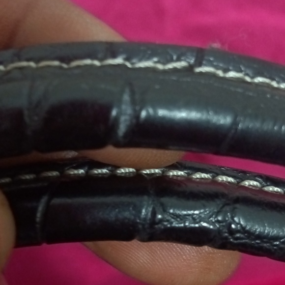 Tommy Hilfiger Black Purse with change purse set. - Picture 10 of 15